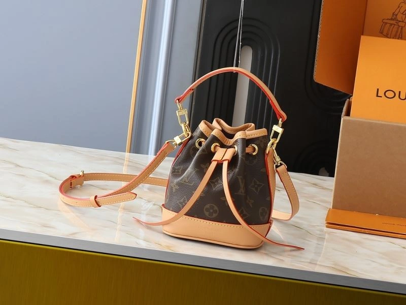 TechFriendly Louis Vuitton Bucket Bags 88723