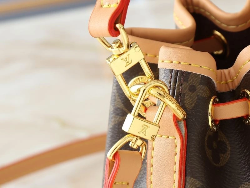 TechFriendly Louis Vuitton Bucket Bags 88723