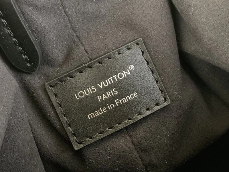 Fashionable Louis Vuitton Bucket Bags 41411