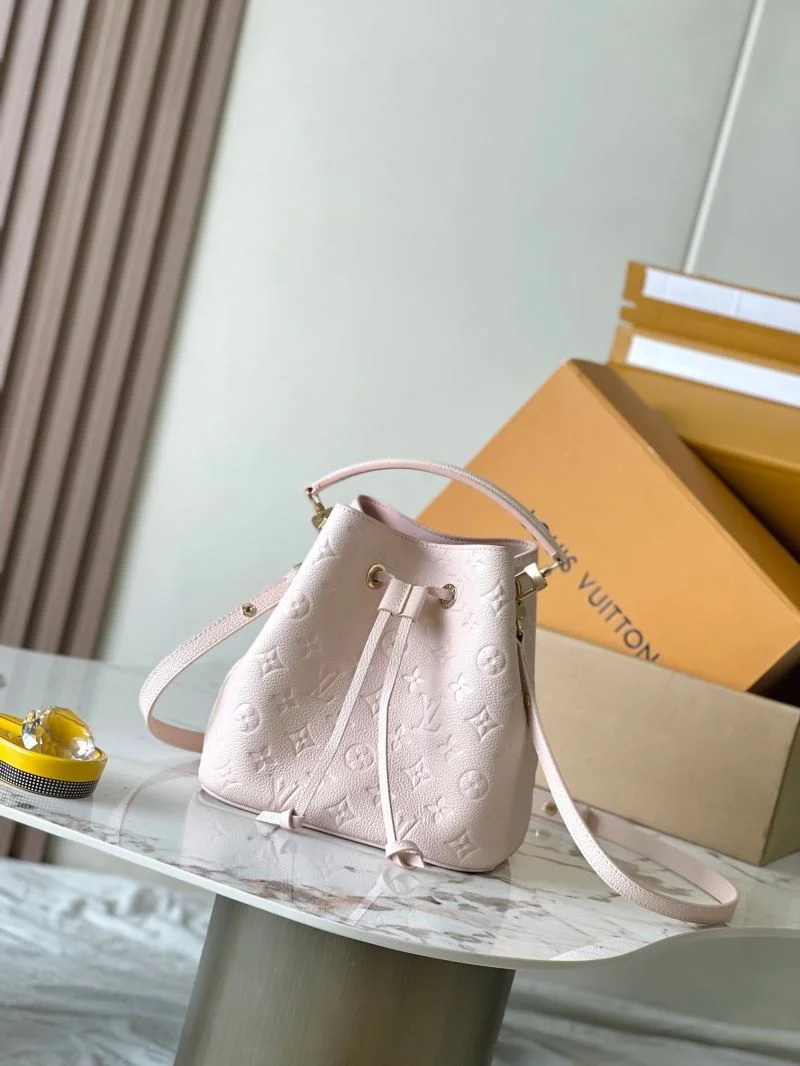 Louis Vuitton Bucket Bags Stylish 41406
