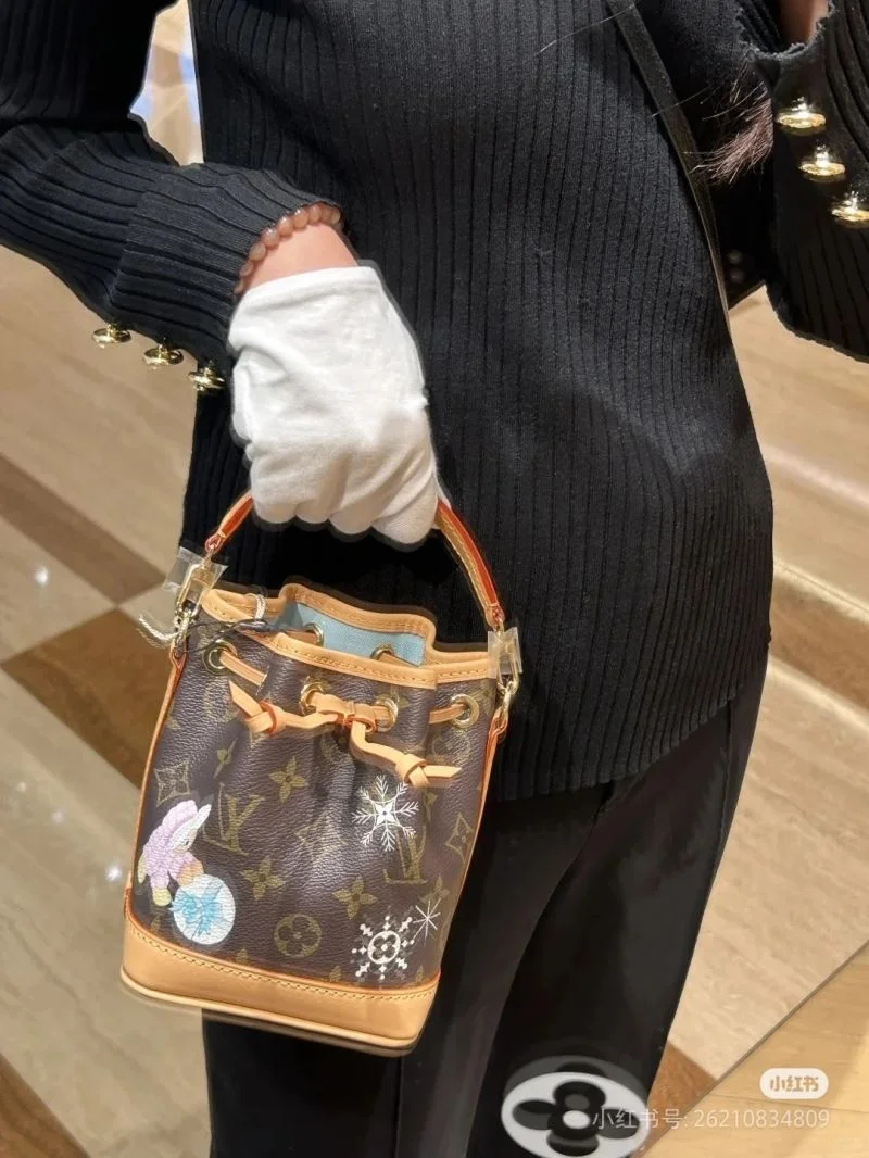 Louis Vuitton Bucket Bags Comfortable 41409