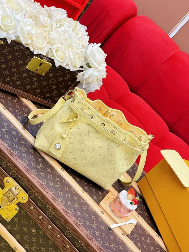 SmartChoice Louis Vuitton Bucket Bags 40801