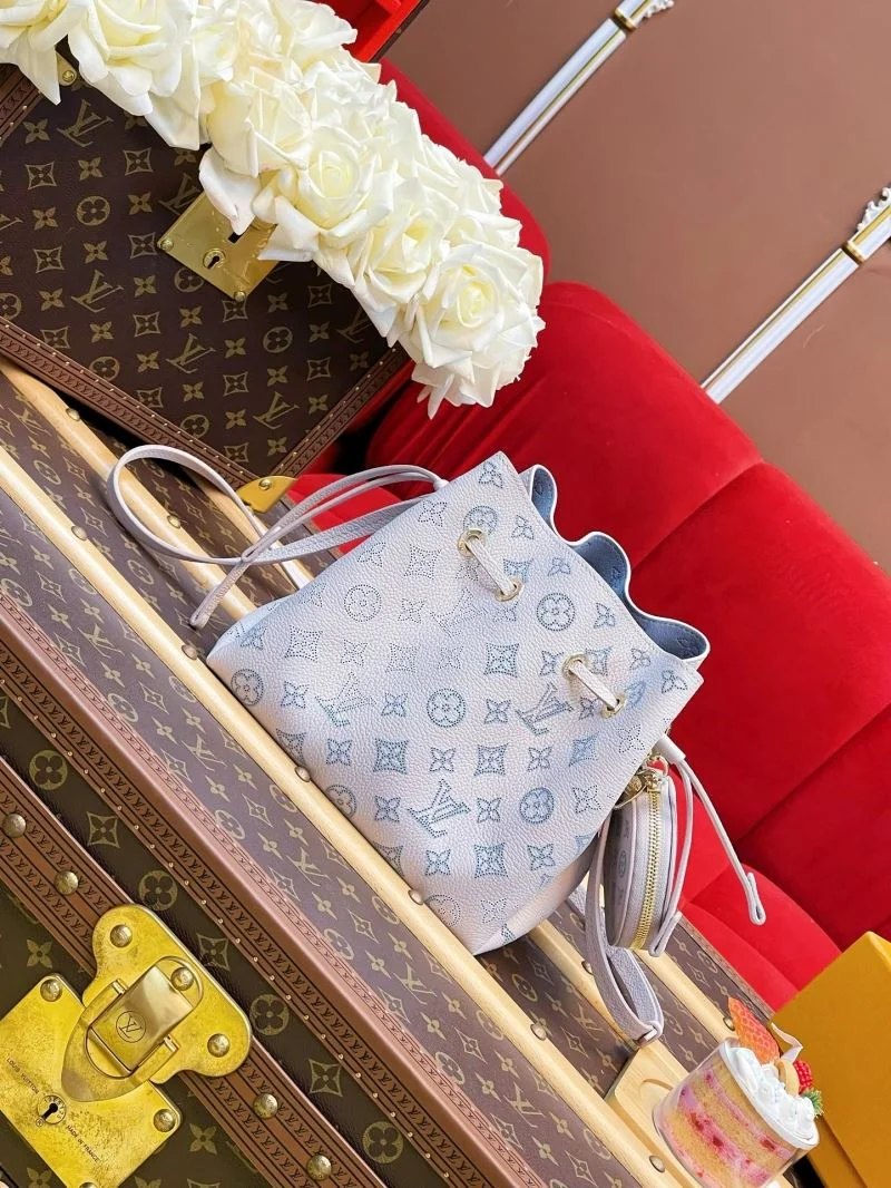 Louis Vuitton Bucket Bags ComfortFit 40800