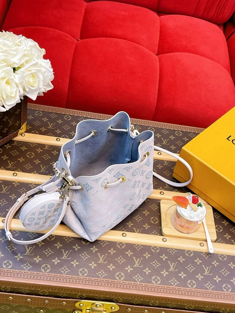 Louis Vuitton Bucket Bags ComfortFit 40800