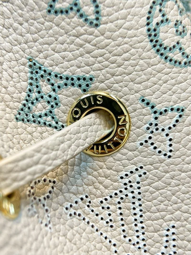 Louis Vuitton Bucket Bags ComfortFit 40800
