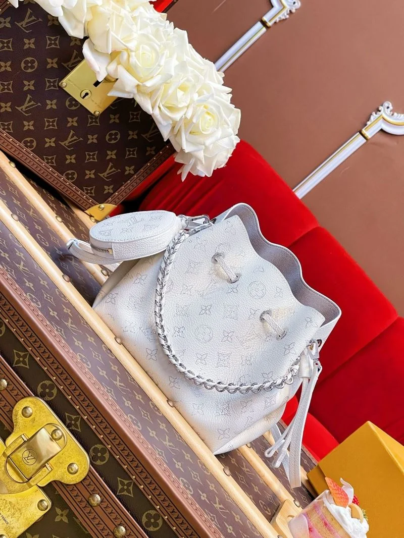 Louis Vuitton Bucket Bags BestValue 40760