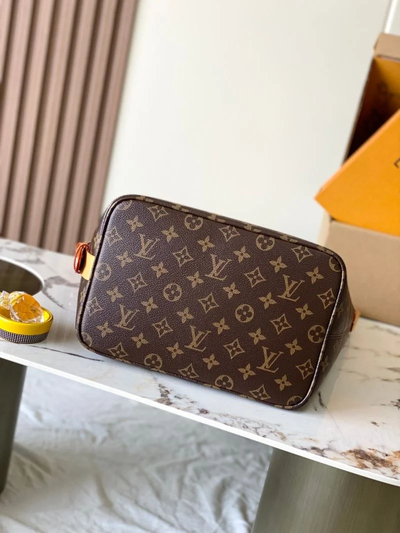 Louis Vuitton Bucket Bags Flexible 40796
