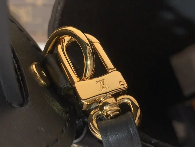 Elegant Louis Vuitton Bucket Bags 40747