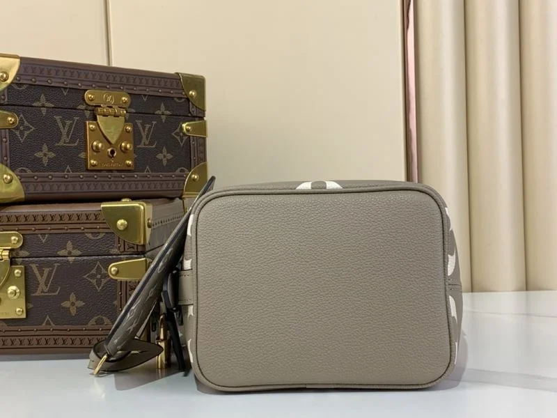 Louis Vuitton Bucket Bags Effortless 40749