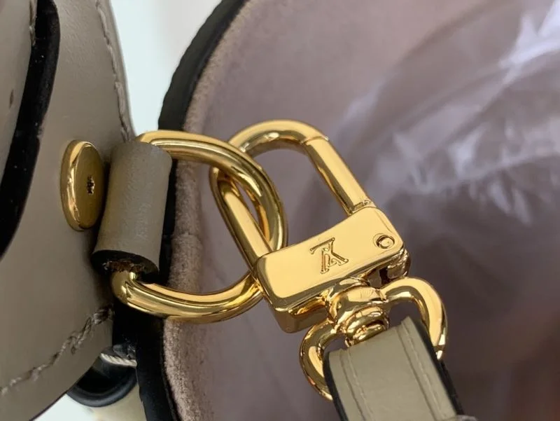 Louis Vuitton Bucket Bags Effortless 40749