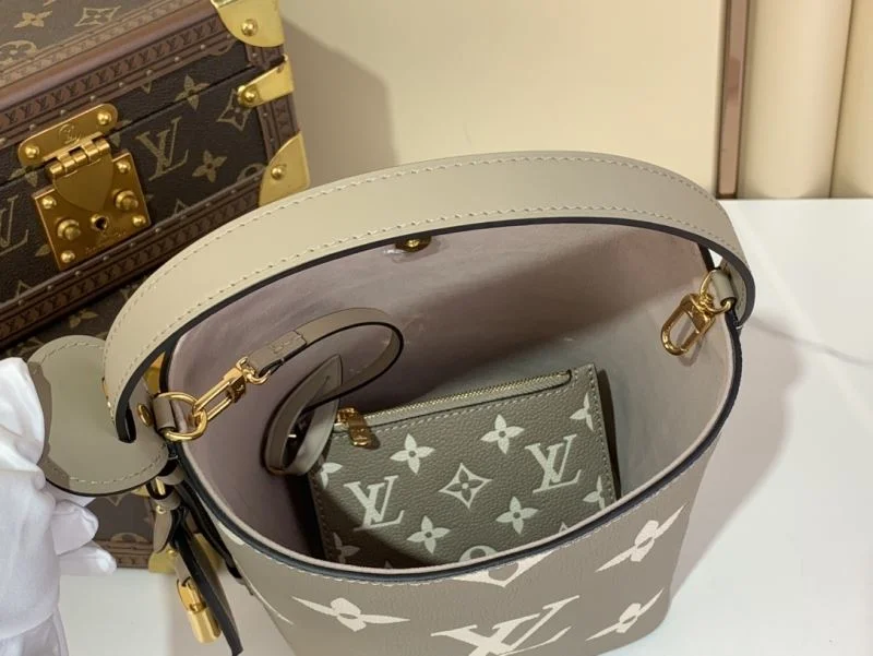 Louis Vuitton Bucket Bags Effortless 40749