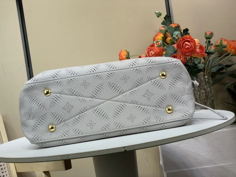 Popular Louis Vuitton Bucket Bags 40748