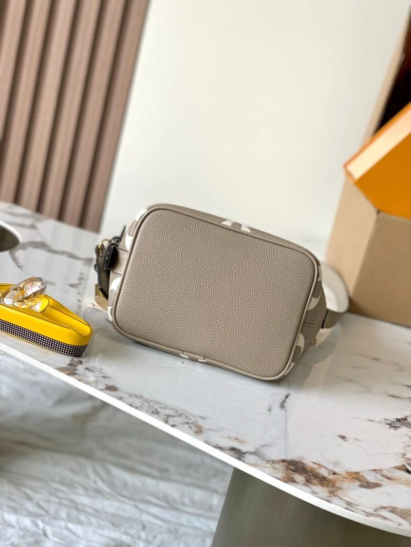 Louis Vuitton Bucket Bags Affordable 40753