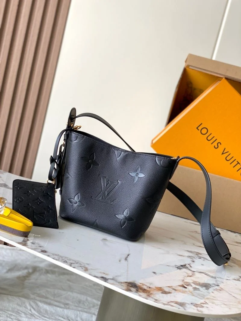 Thermal Louis Vuitton Bucket Bags 40744