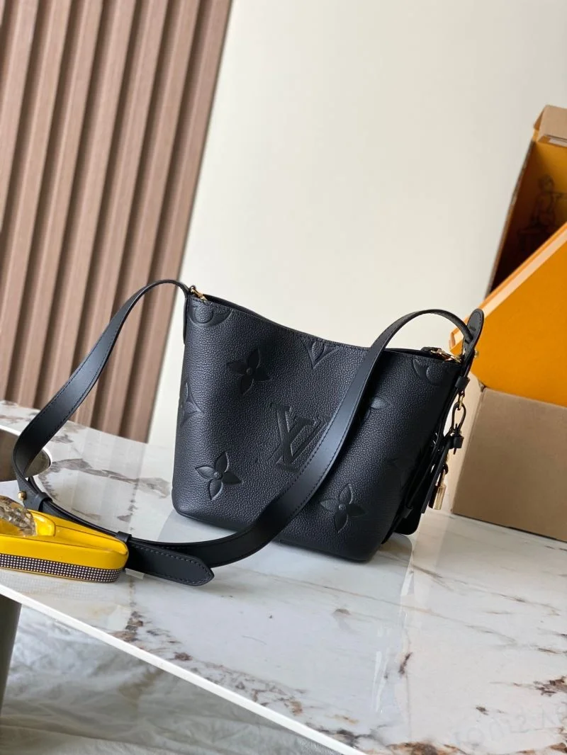 Thermal Louis Vuitton Bucket Bags 40744