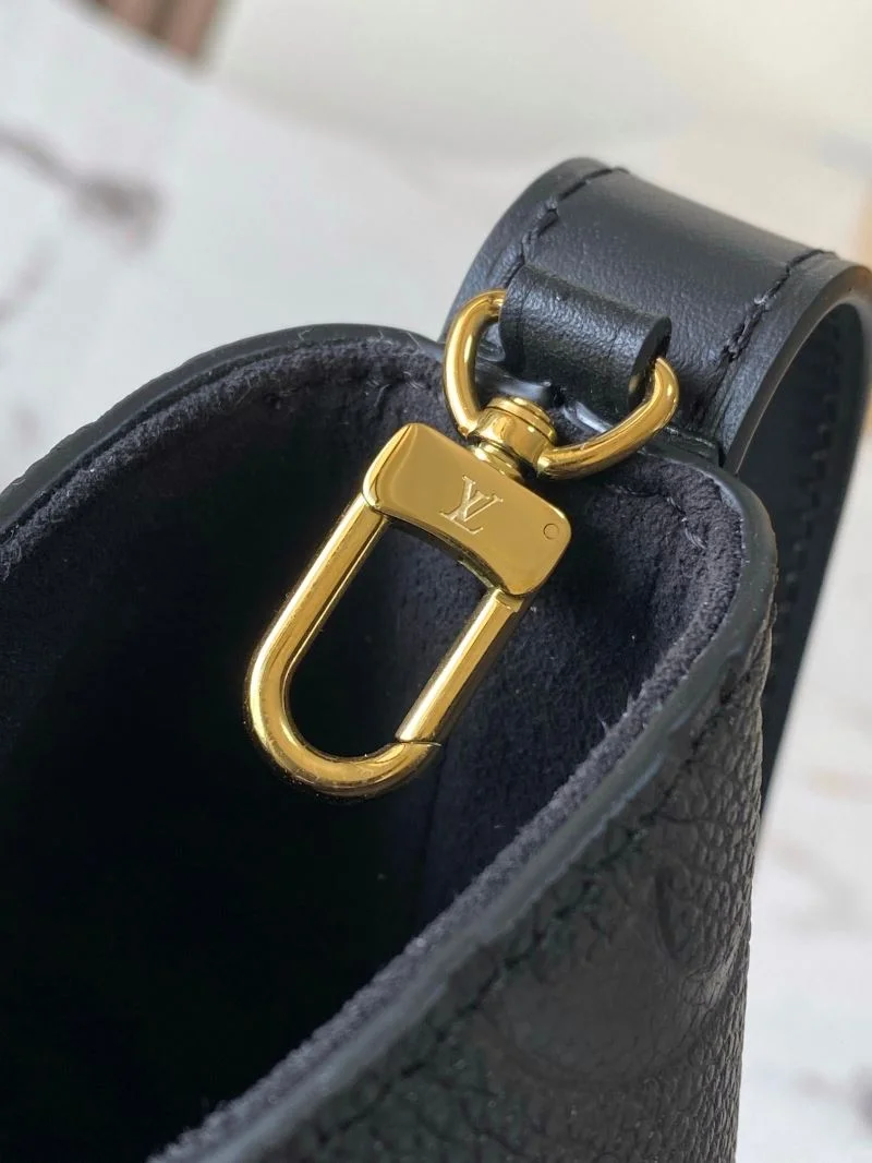 Thermal Louis Vuitton Bucket Bags 40744