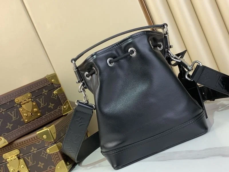 Fashionable Louis Vuitton Bucket Bags 40752