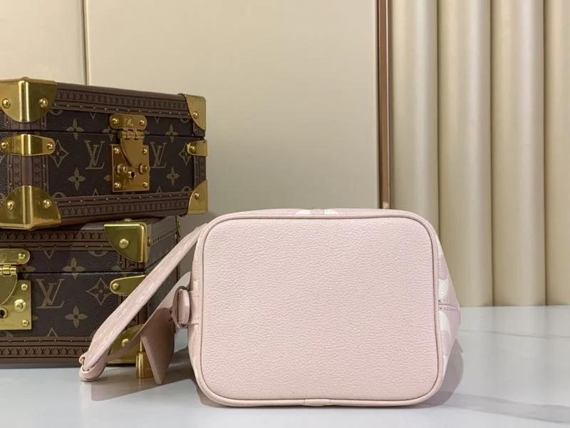 Affordable Louis Vuitton Bucket Bags 40743