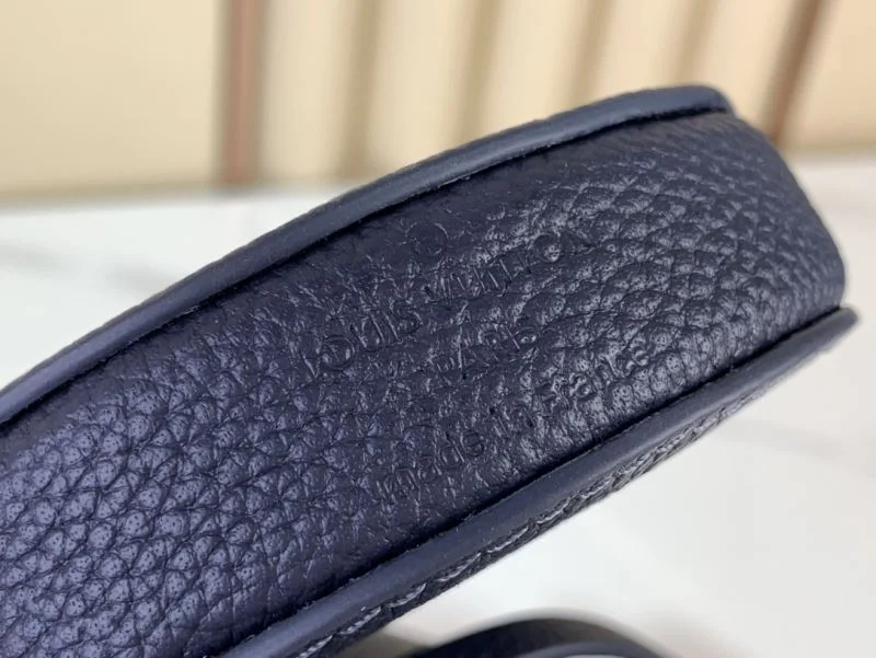 Louis Vuitton Bucket Bags Sustainable 40735