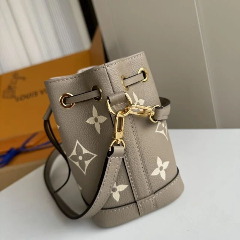 Louis Vuitton Bucket Bags TravelReady 49300