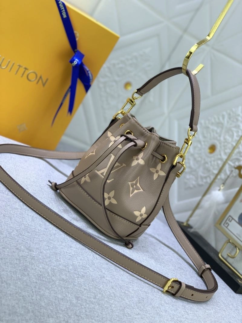 Louis Vuitton Bucket Bags TechFriendly 79937