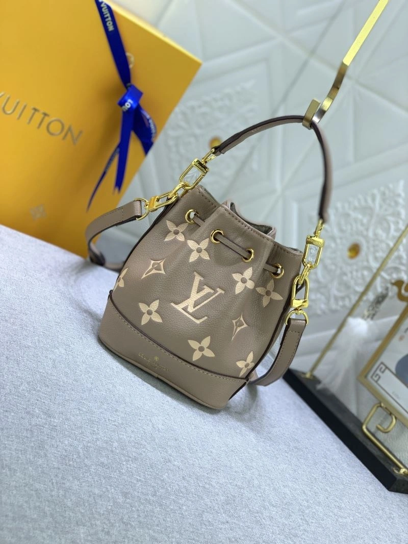 Louis Vuitton Bucket Bags TechFriendly 79937
