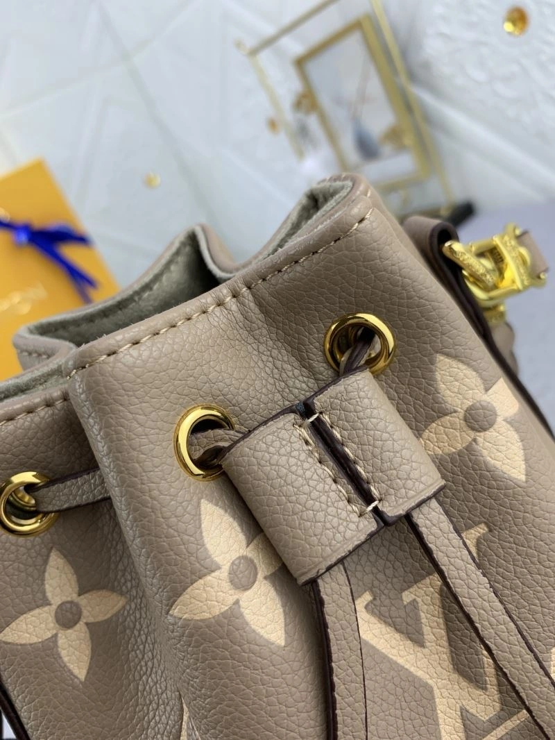 Louis Vuitton Bucket Bags TechFriendly 79937
