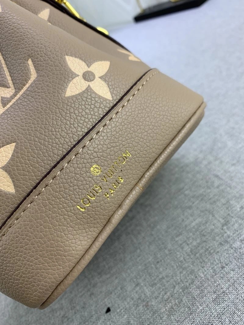Louis Vuitton Bucket Bags TechFriendly 79937