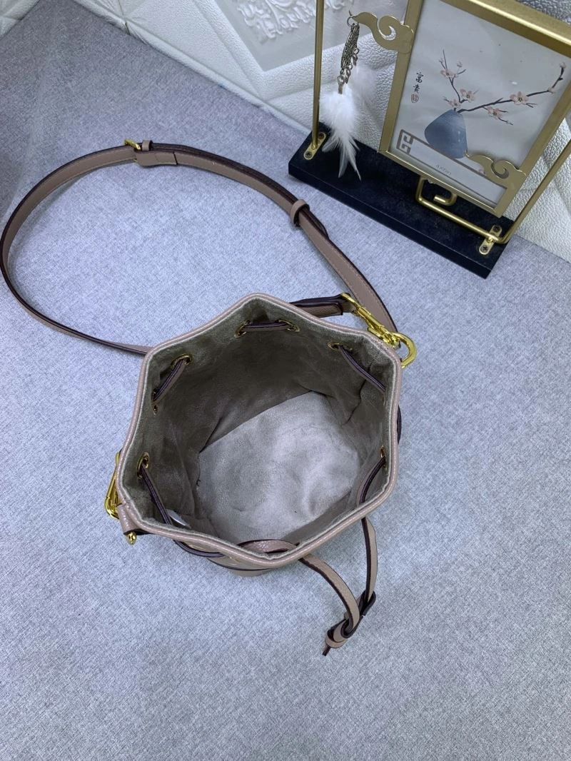 Louis Vuitton Bucket Bags TechFriendly 79937