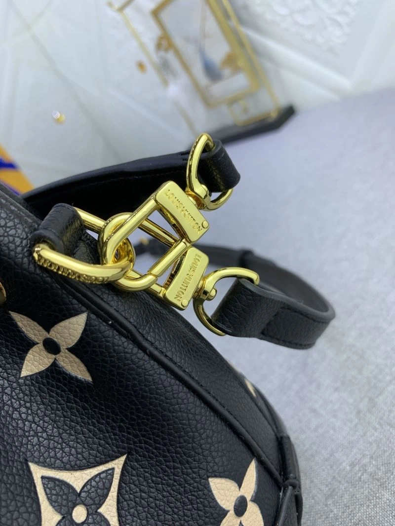 Louis Vuitton Bucket Bags SmoothTexture 79943