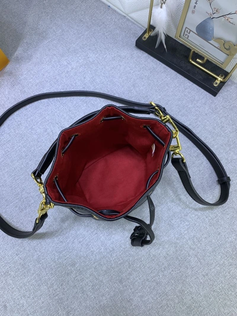 Louis Vuitton Bucket Bags SmoothTexture 79943
