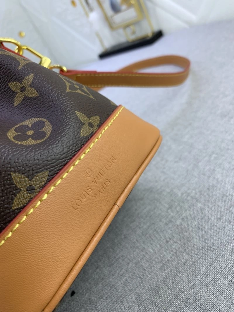 FashionForward Louis Vuitton Bucket Bags 79959