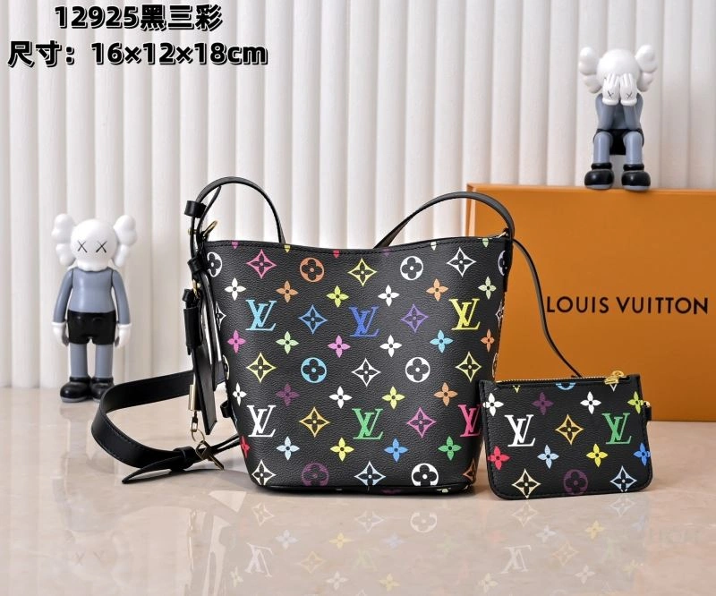 Breathable Louis Vuitton Bucket Bags 79896