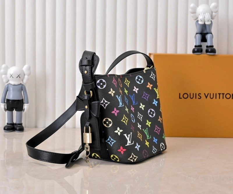 Breathable Louis Vuitton Bucket Bags 79896