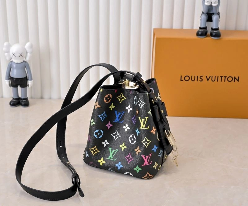 Breathable Louis Vuitton Bucket Bags 79896