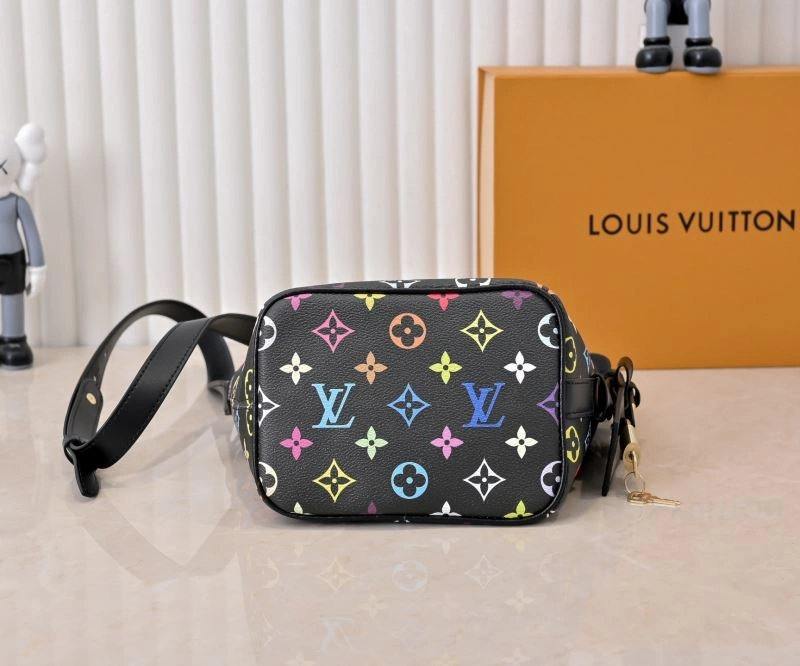 Breathable Louis Vuitton Bucket Bags 79896