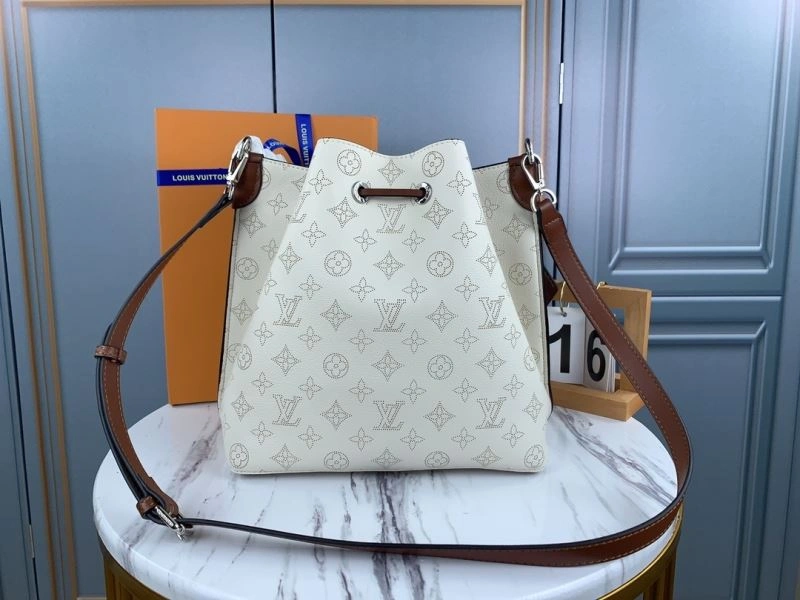 Louis Vuitton Bucket Bags Elegant 79933