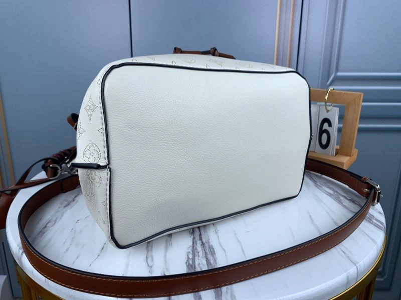 Louis Vuitton Bucket Bags Elegant 79933