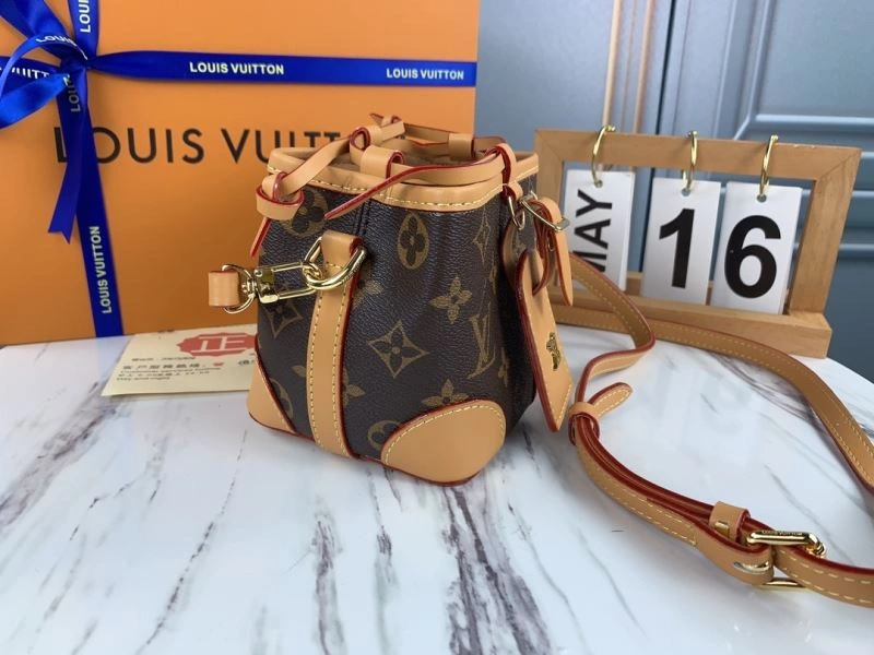 Resilient Louis Vuitton Bucket Bags 79891