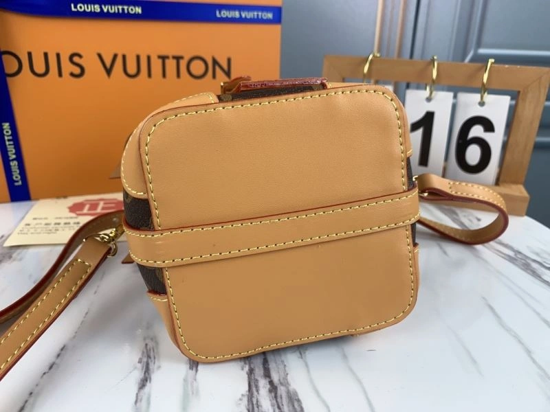 Resilient Louis Vuitton Bucket Bags 79891