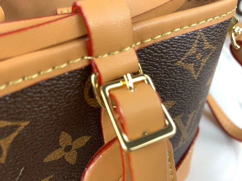 Resilient Louis Vuitton Bucket Bags 79891