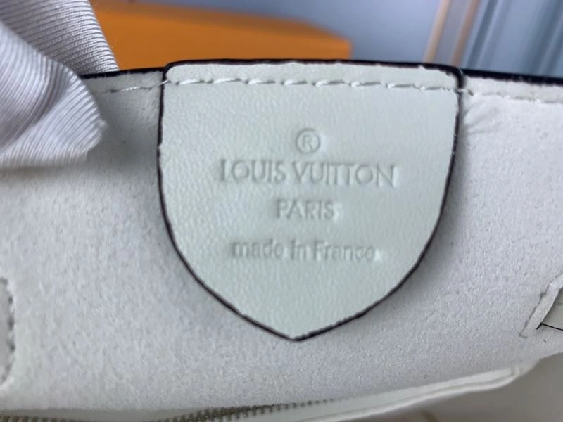 Louis Vuitton Bucket Bags Lightweight 79890