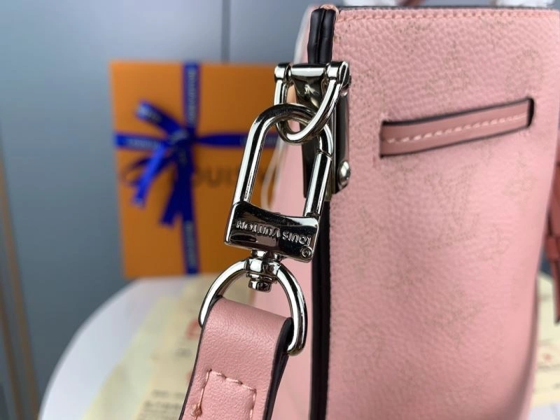 Louis Vuitton Bucket Bags Trendy 79886