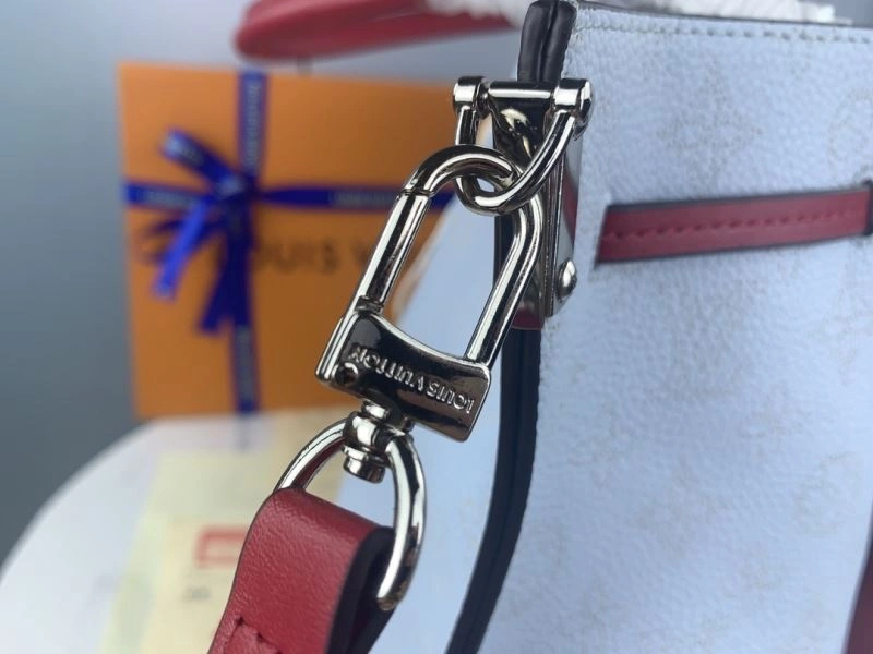 Louis Vuitton Bucket Bags WeatherProof 79882