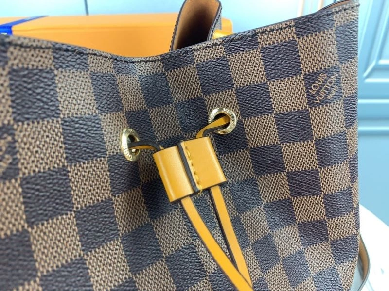FlexibleFit Louis Vuitton Bucket Bags 79869