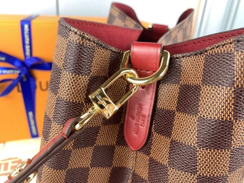 Louis Vuitton Bucket Bags Functional 79878