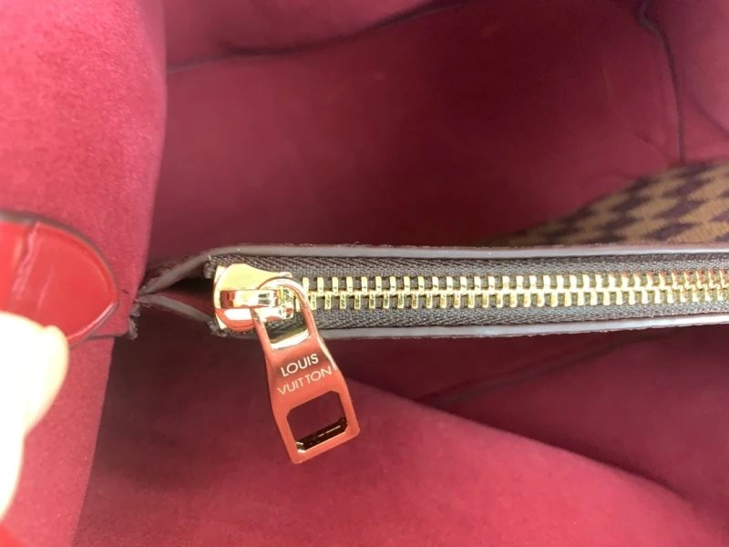 Louis Vuitton Bucket Bags Functional 79878