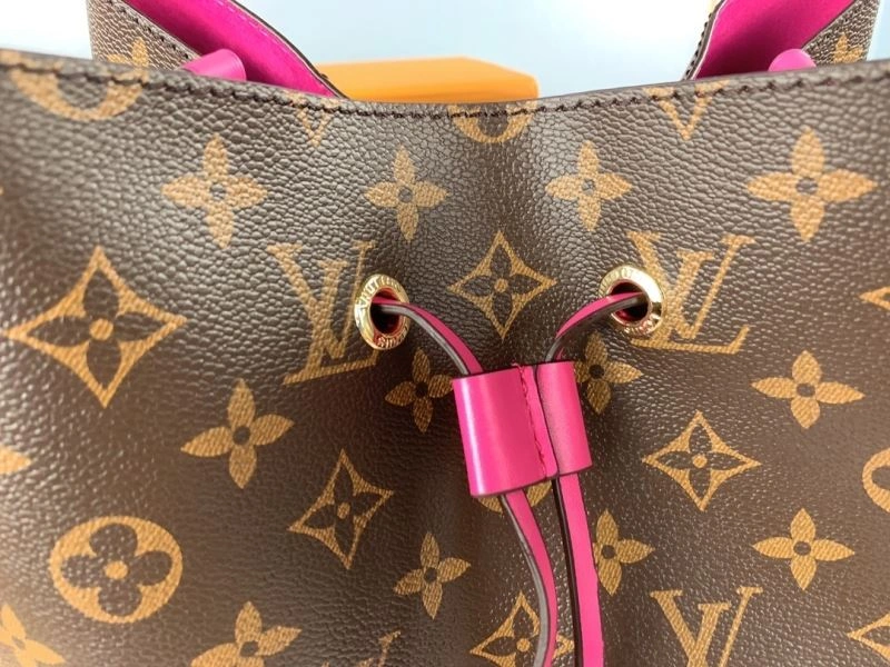 QuickDry Louis Vuitton Bucket Bags 79885