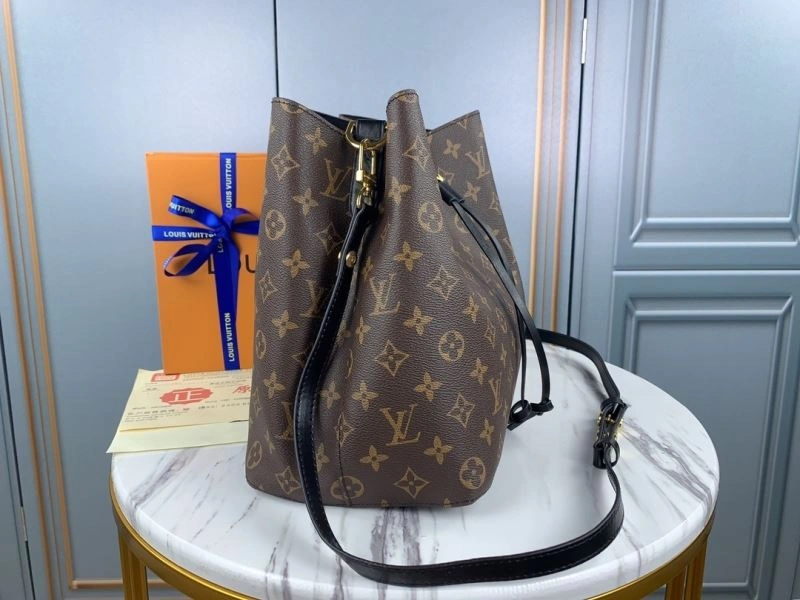 Vibrant Louis Vuitton Bucket Bags 79881