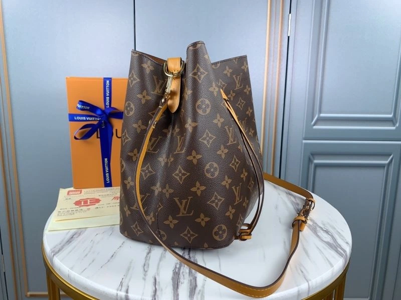 Louis Vuitton Bucket Bags FreshLook 79879